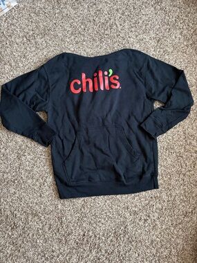 Chili’s sweatshirt